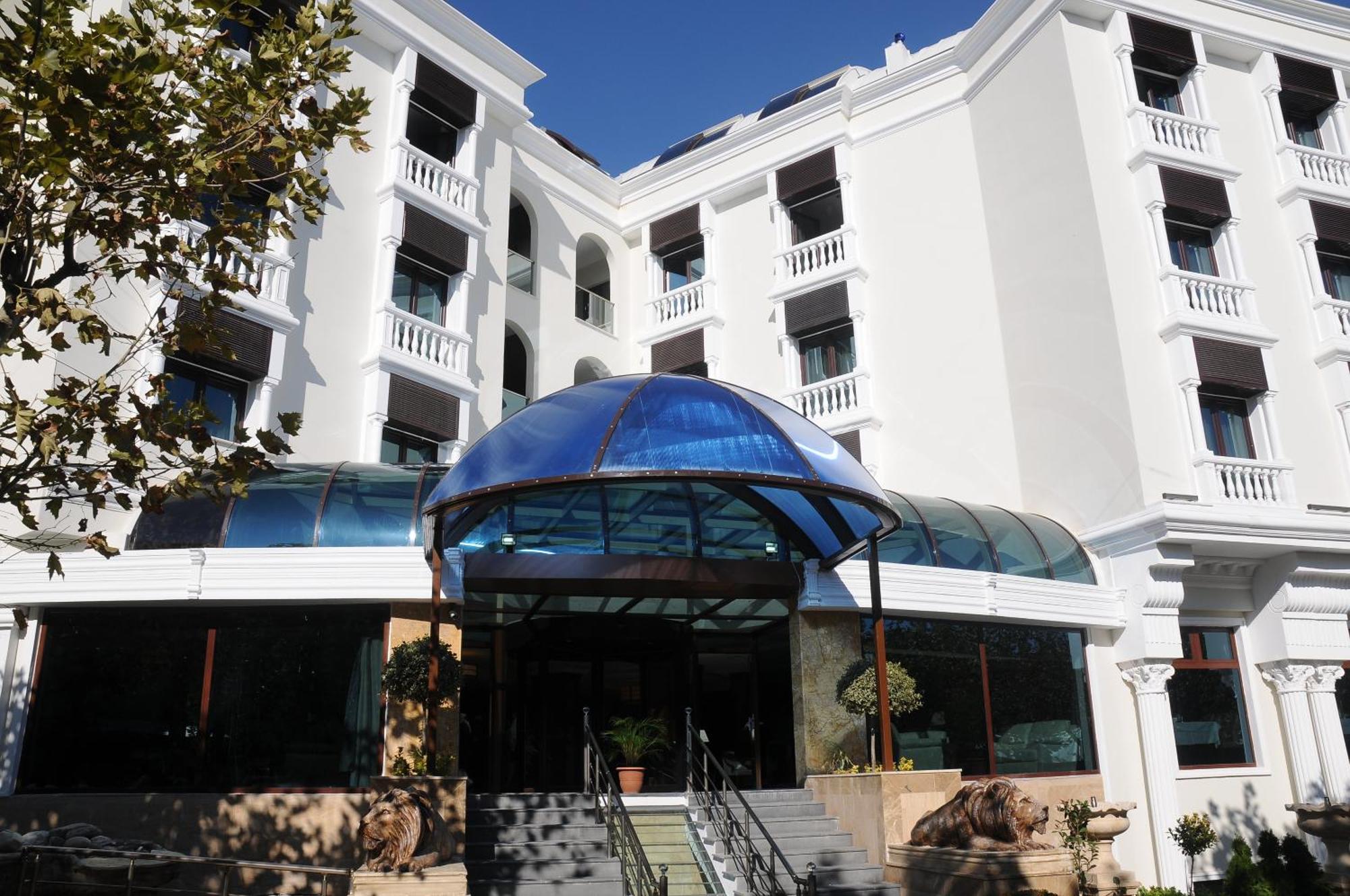 Paradise Island Hotel Darica  Exterior photo